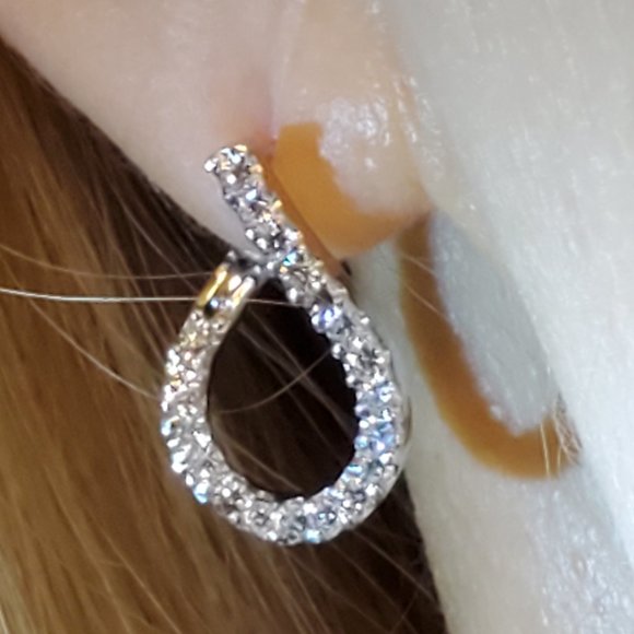 14K WHITE GOLD DIAMOND EARRINGS. - Picture 5 of 8